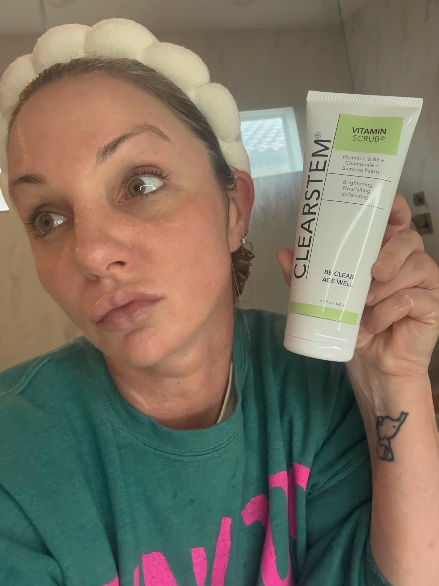 Love this VITAMINSCRUB! It is a gentle scrub cleanser that polishes the skin, removes dead cells, and unclogs pores. Infused with vitamin C, green tea, and bamboo particles, it delicately resurfaces to unveil smooth, refreshed skin



Skin care, daily routine, self care, face cleaner, face wash, anti-aging, acne cleanser

#clearstem 

#LTKBeauty
