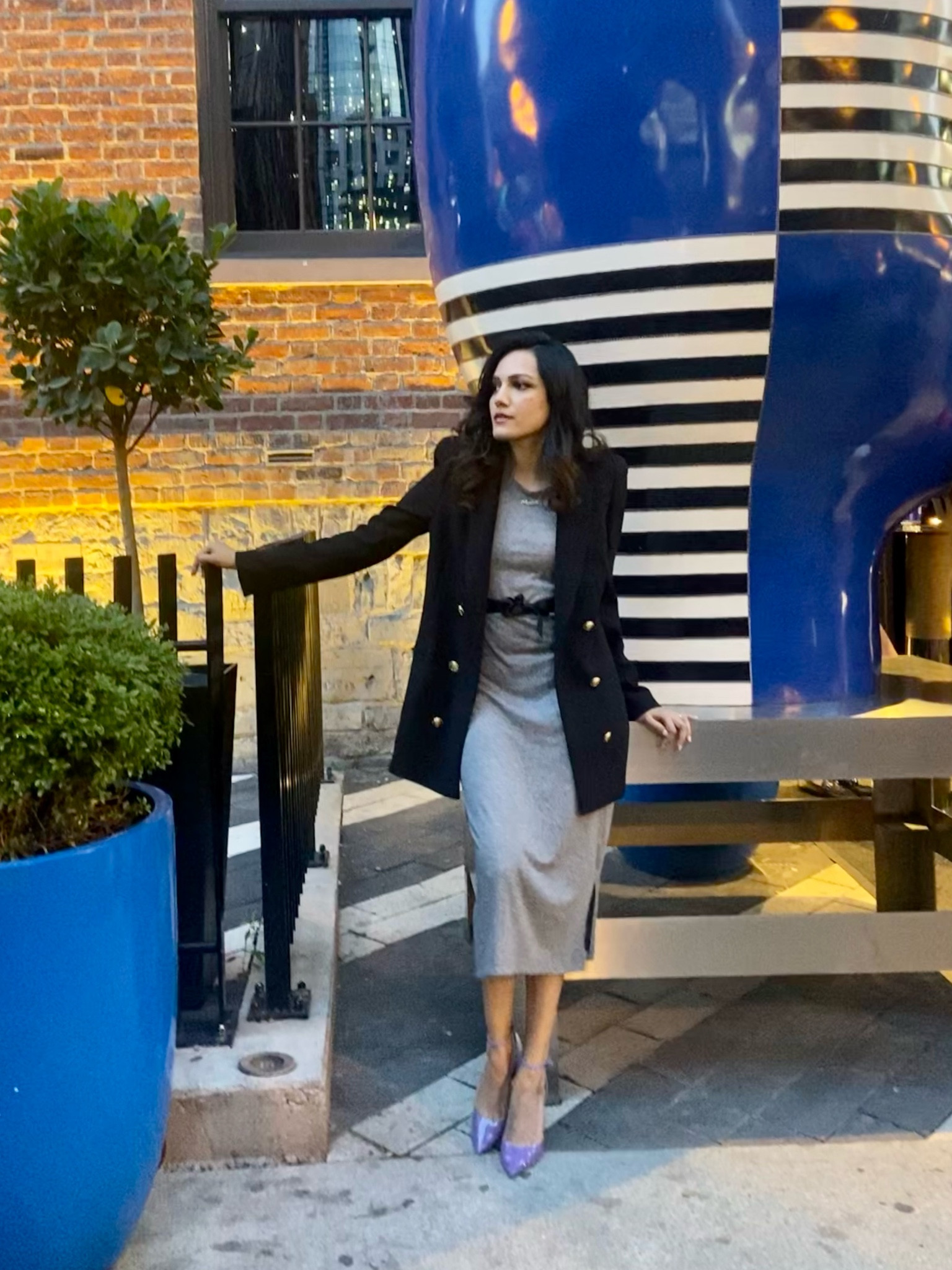 Favorite date night look. Blazer perfect for transitional weather and the softest t shirt dress ever! #blazer #black #datenight #dresses #spring #sale #shoelove 

#LTKshoecrush #LTKstyletip #LTKSeasonal