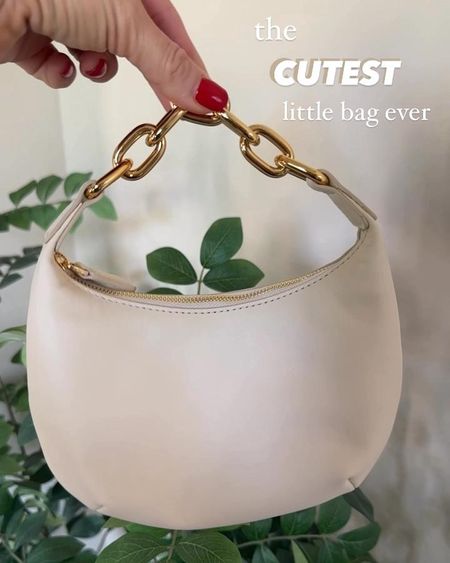 This cream bag would be perfect for events, vacation or date night 😍🤩

#LTKItBag #LTKFindsUnder100 #LTKVideo