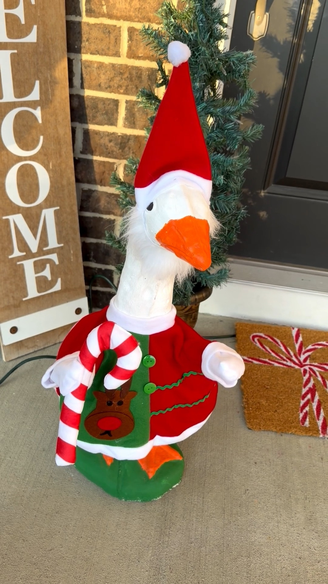 Do I even need to explain myself here.. it’s a need.


#LTKHome #LTKHoliday