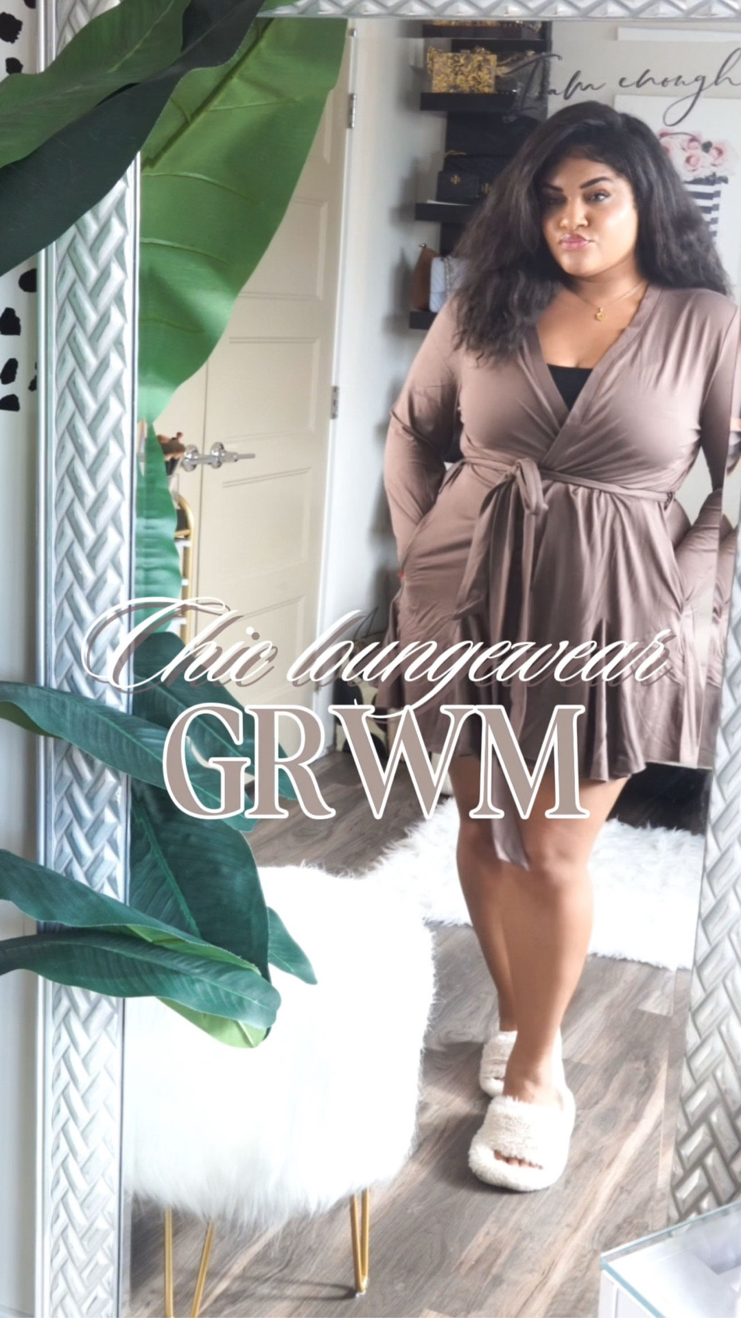 Which robe is your pick? 👀✨
I’m wearing the Flirty Little Robe in Mocha (size L) and Lady in Red (size L) from @sexylittlerobe — both made with 92% bamboo fabric (so soft!), pleated skirt details, and yes… pockets 😍

Honestly, they feel more like dresses than robes, and I love that I can wear them lounging or styled up.

Would you go with Mocha or Lady in Red?

#sexylittlerobe #robe #loungewear #InMySLR


#LTKMidsize #LTKBeauty #LTKStyleTip