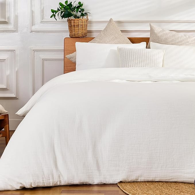 RENEWROOTS White Duvet Cover Queen Size, 100% Sandwashed Cotton Soft Queen Duvet Cover Set 3 Piec... | Amazon (US)