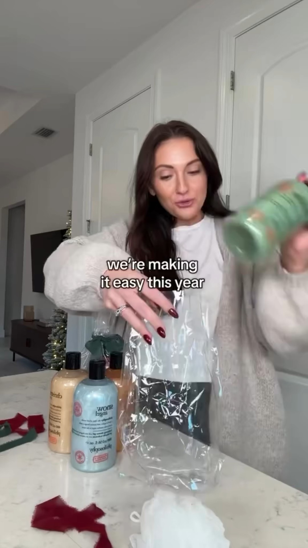 Comment “Shop” for the link!!

These smell so good! #philosophy #showergels