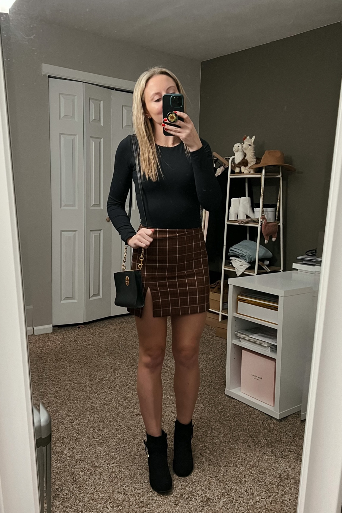 skirt is aritzia “sunday best tatiana” 
linked some similar ones

#LTKFind #LTKitbag #LTKshoecrush
