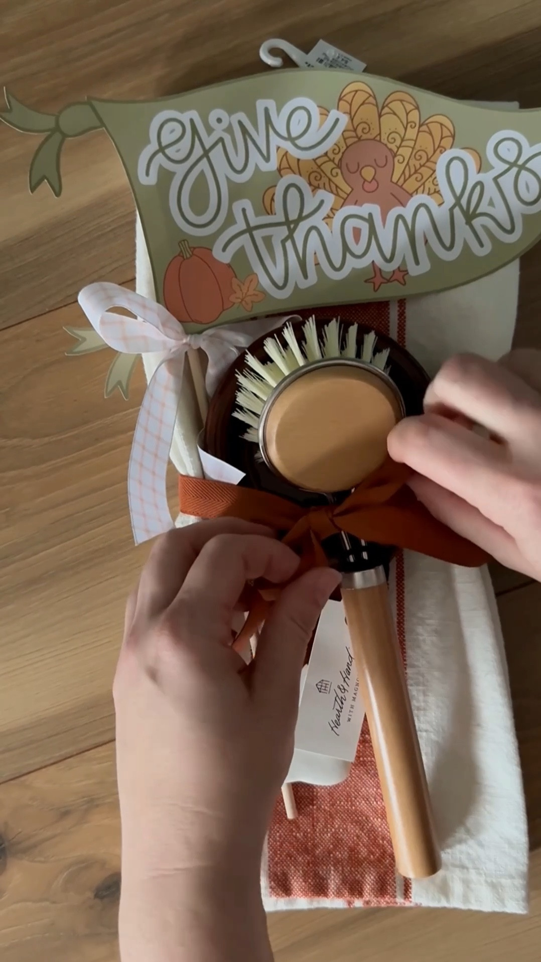 A quick and easy gift for your Thanksgiving host. How fun is the turkey leg spoon rest I found in the Target dollar spot? Skip a card & use a fun pennant that doubles as a photo prop & decor! 


#thanksgiving #thanksgivinghostessgift #thanksgivinggift #partyplanning #printablepennant 

#LTKHoliday #LTKGiftGuide #LTKSeasonal