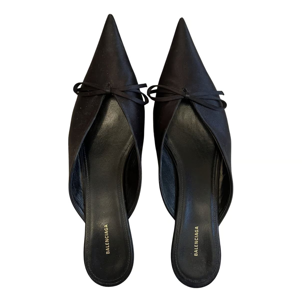 Cloth sandals Balenciaga Black size 40 EU in Cloth - 33036193 | Vestiaire Collective (Global)