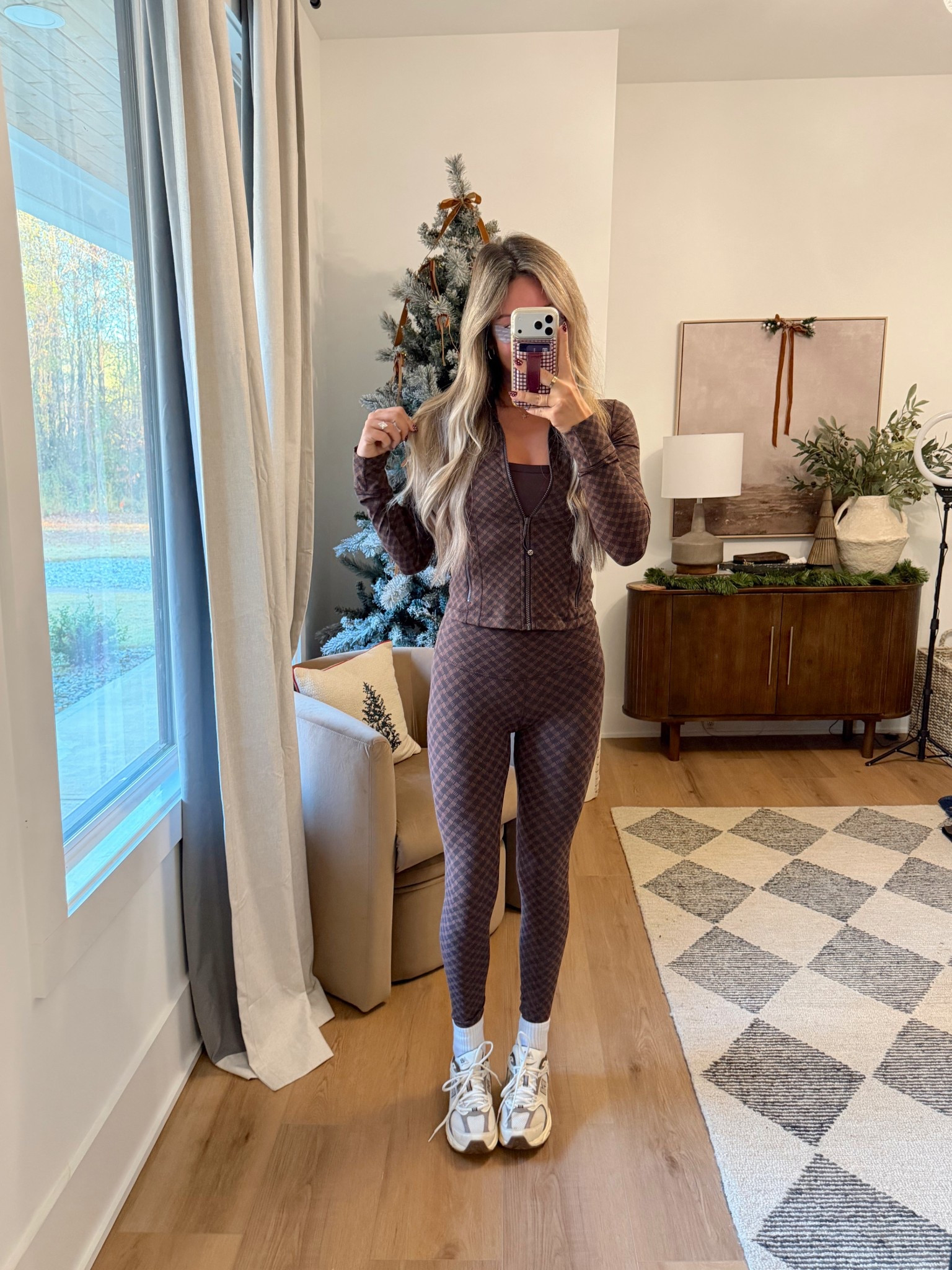 Wearing a 4 in leggings and 6 in jacket 🧸

#LTKCyberWeek #LTKHoliday #LTKSaleAlert