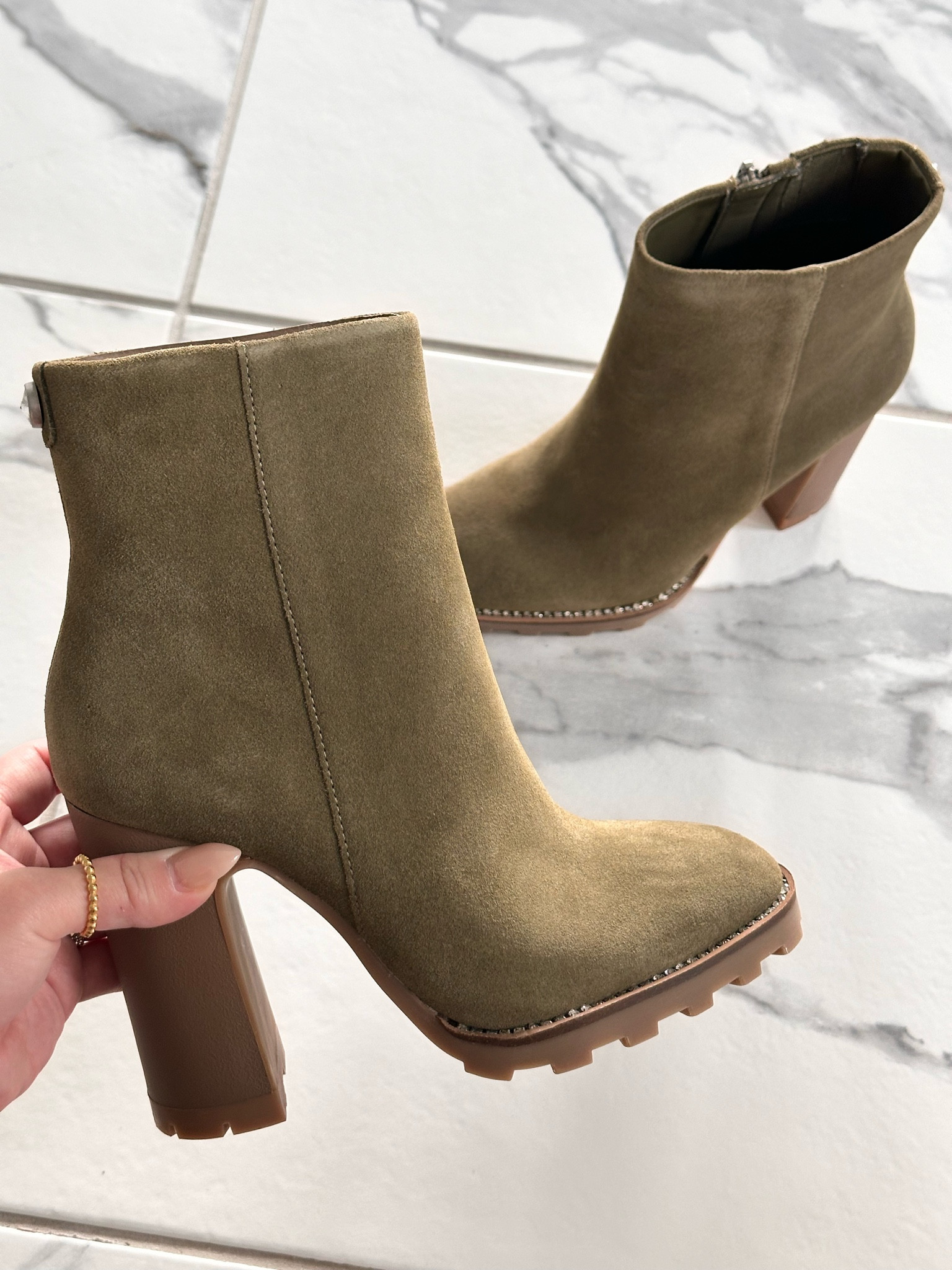 Karl Lagerfeld olive green suede booties on sale! Love the fun rhinestone details on these and they’re perfect to pair with leggings, jeans, skirts and dresses this coming Fall. Fits true to size

Nsale 2024, #Nsale, Nordstrom anniversary sale, shoe sale, Nsale boots

#LTKShoeCrush #LTKxNSale #LTKStyleTip