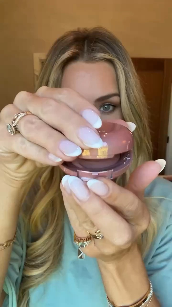 New Tarte favorite! Blush color is Toasted Coconut 🥥

#LTKBeauty #LTKdayinmylife #LTKgrwm