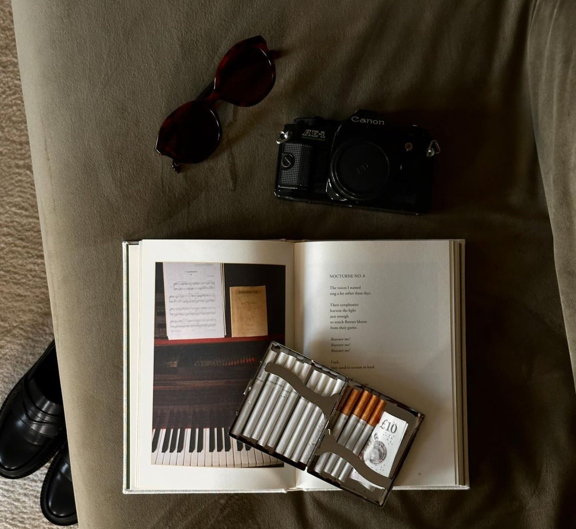 spring home decor ideas, summer home refresh, minimalist home decor for spring, floral decor ideas, outdoor patio ideas, cozy backyard makeover, trending wall colors for spring, summer tablescape inspiration, decluttering for spring, breezy curtains for summer, indoor plants for warmer weather, small space summer decorating tips 

 #LTKSpringSale #LTKHome #LTKBeauty