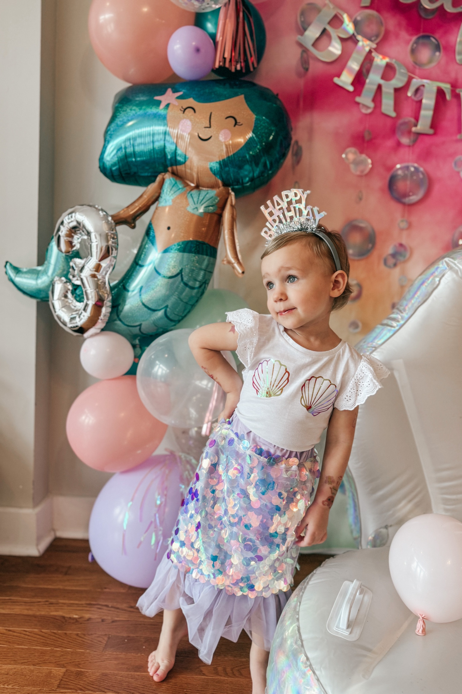 Under the Sea — She’s 3!

We had so much fun celebrating our little mermaid! 

Shop this mermaid princess’s outfit (keep in mind the shell decals we did ourselves with a cricuit)!