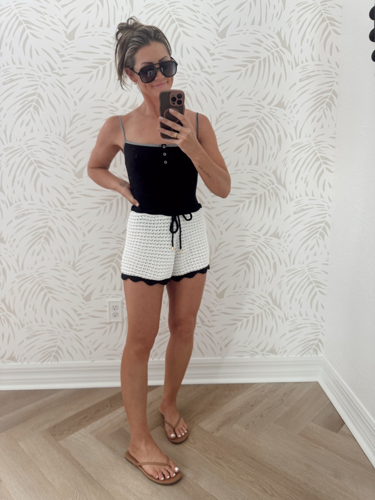 Today’s swim and coverup. True small! 


One piece swimsuit 
Coverup 
Beach
Pool day 
Spring break 