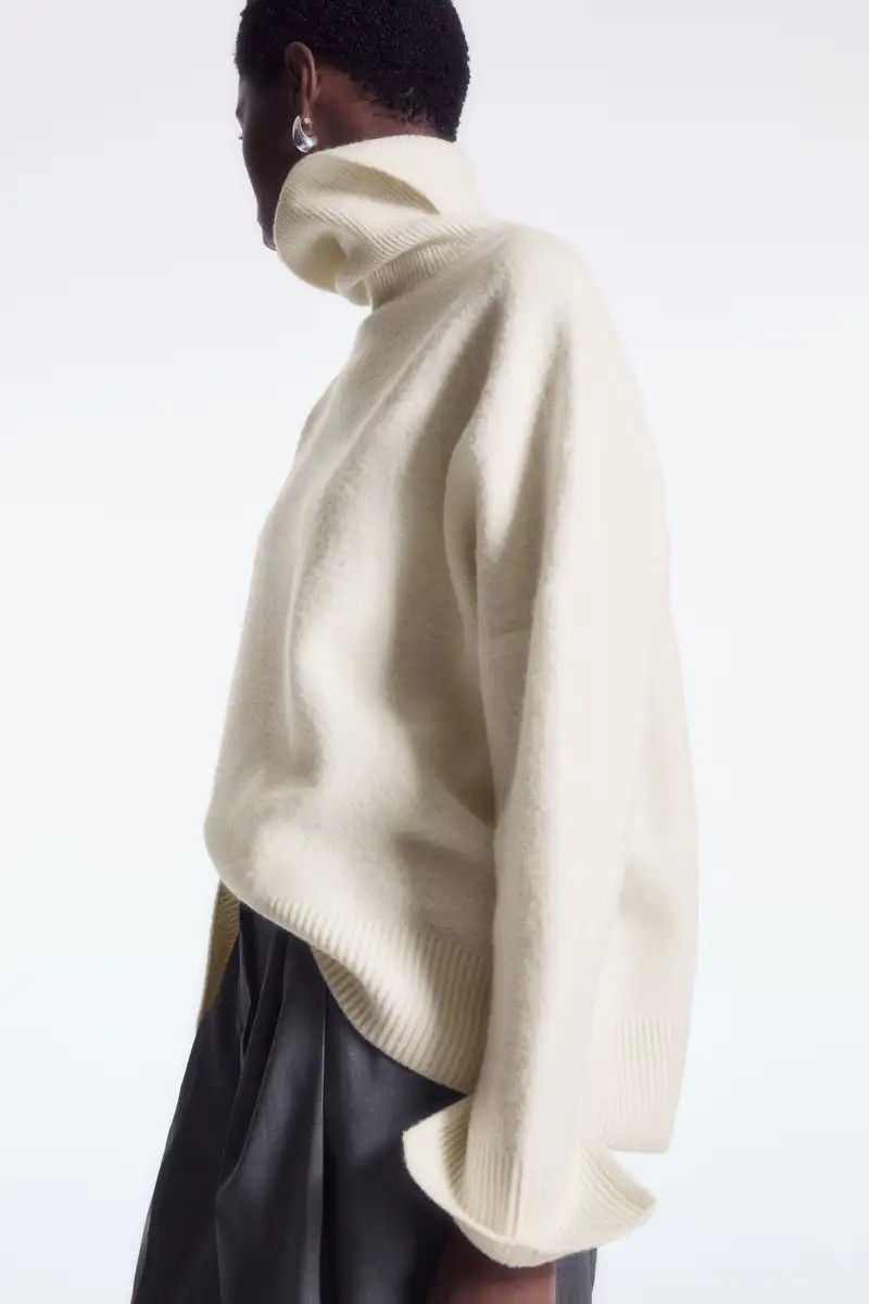 ASYMMETRIC MERINO WOOL JUMPER - White - COS | COS (EU)