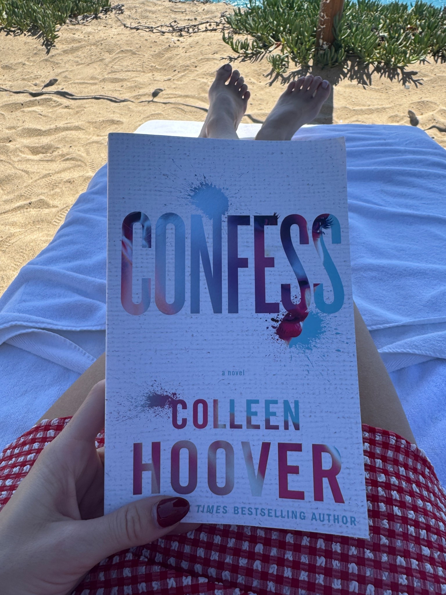 Beach Read
Colleen Hoover
Book Rec 



#LTKTravel #LTKSwim