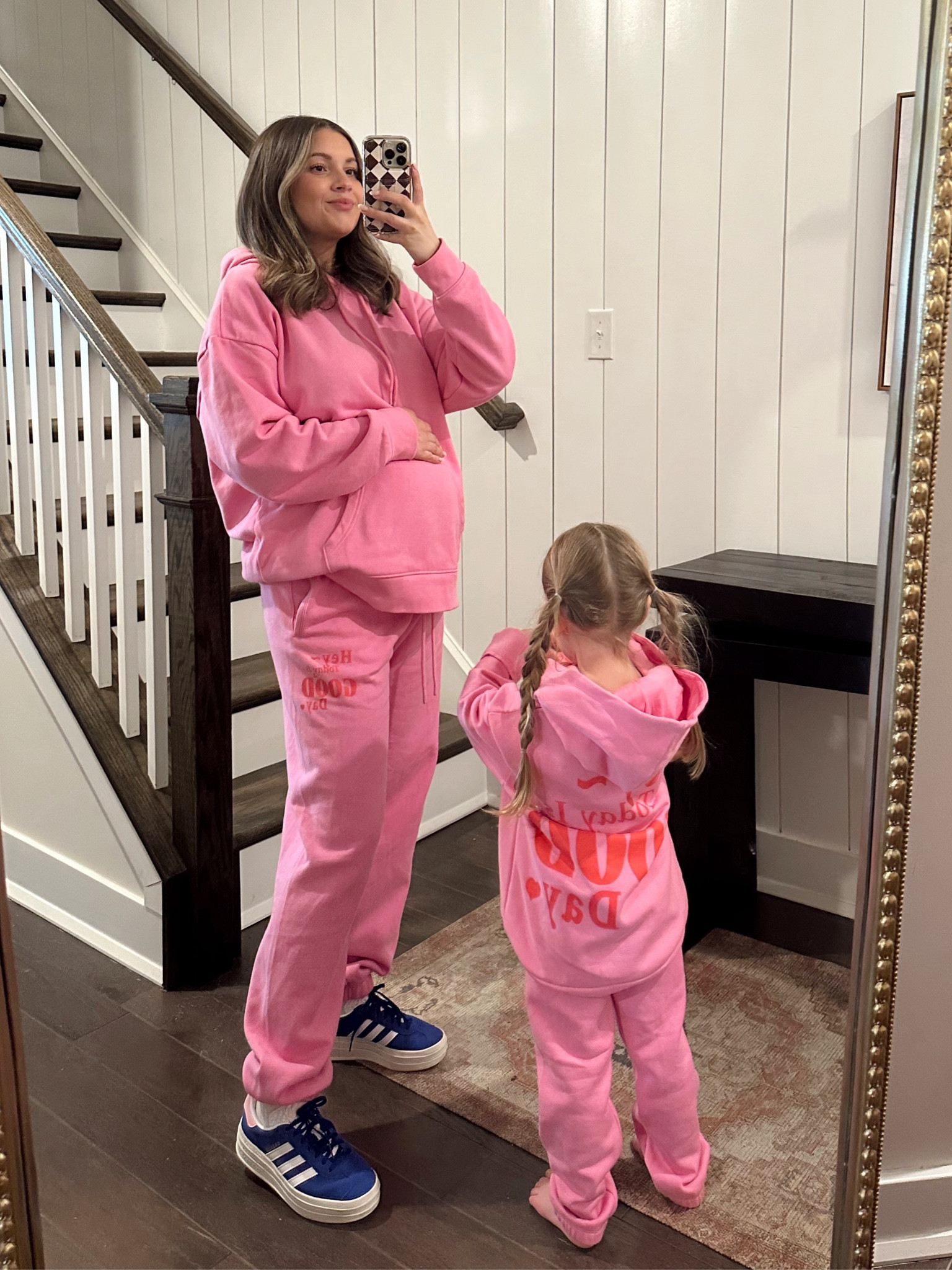 Wearing the large top & medium bottoms! I got Scottie the kids XS in both! 