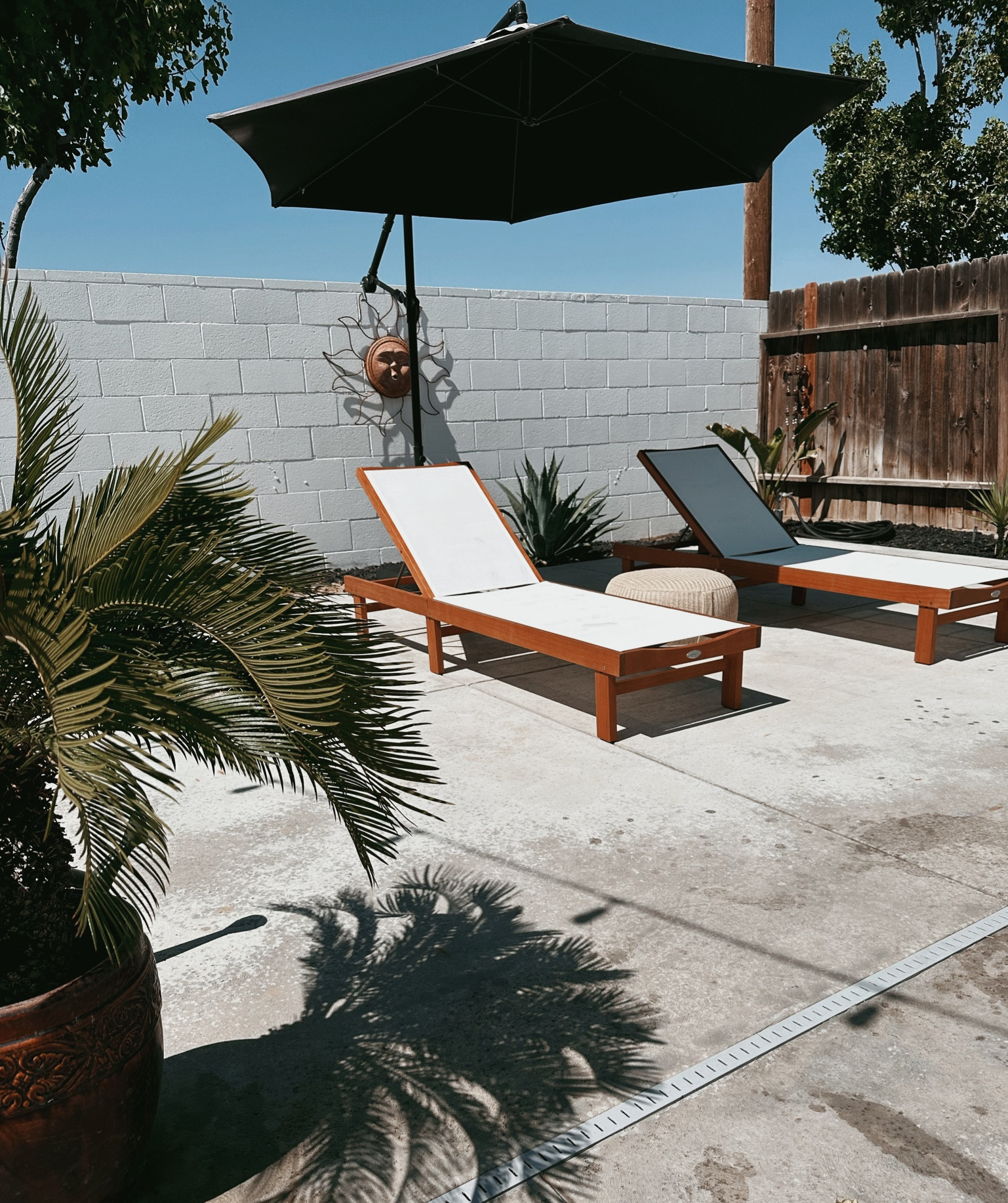 Summertime patio // our 9ft umbrella is sold out but linked similar one

#LTKfamily #LTKSeasonal #LTKhome