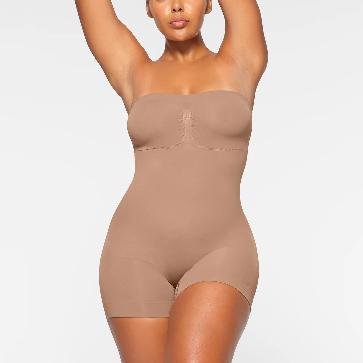 STRAPLESS SHORTIE BODYSUIT | SKIMS (US)
