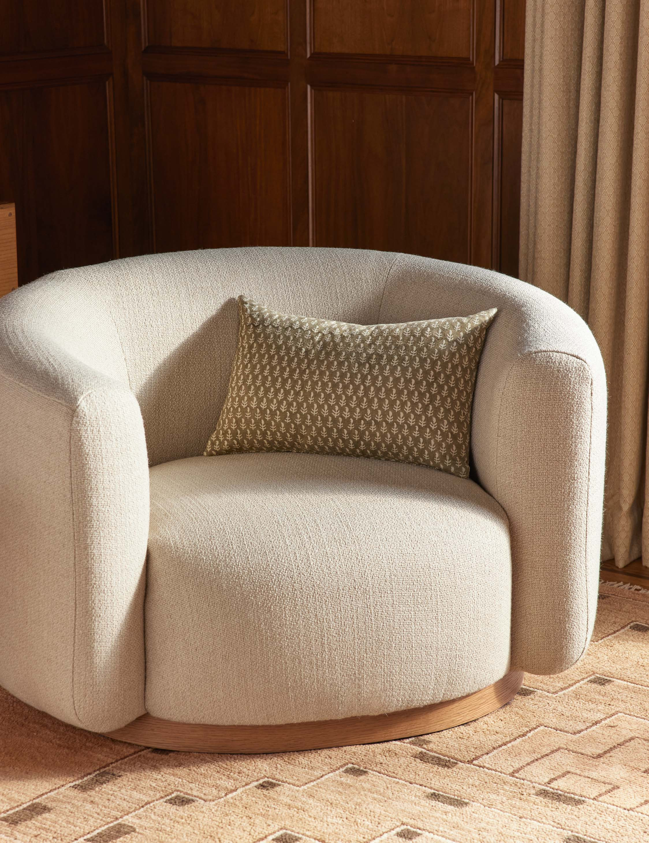 Agnes Linen Pillow | Lulu and Georgia 