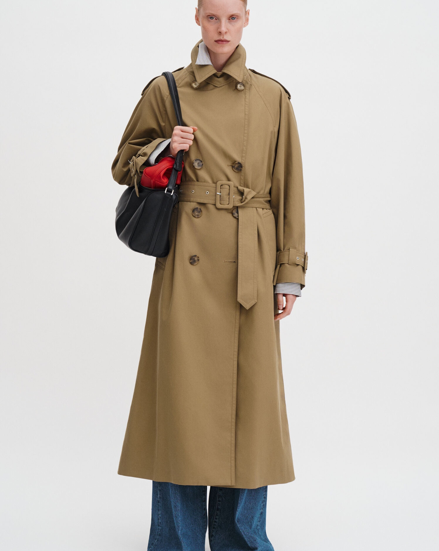 The Cotton Trench Coat is made in organic cotton with a relaxed fit and a full length. Designed with raglan sleeves, shoulder epaulettes, and a belted waist.
Colour:
Taupe Beige

Silk shirt 30% off 


#LTKOver40 #LTKootd #LTKSaleAlert