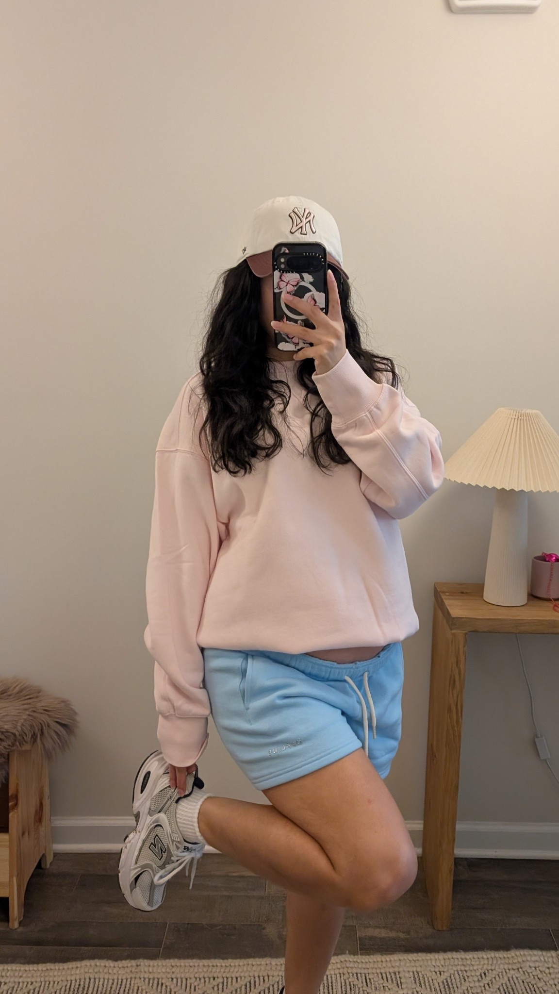 
Aerie pink sweatshirt (s)
Aerie blue sweat shorts (m)
New Balance 530 sneakers navy
AE Yankees valentines baseball cap
@Aerie @American Eagle Outfitters 

#LTKootd #LTKSaleAlert