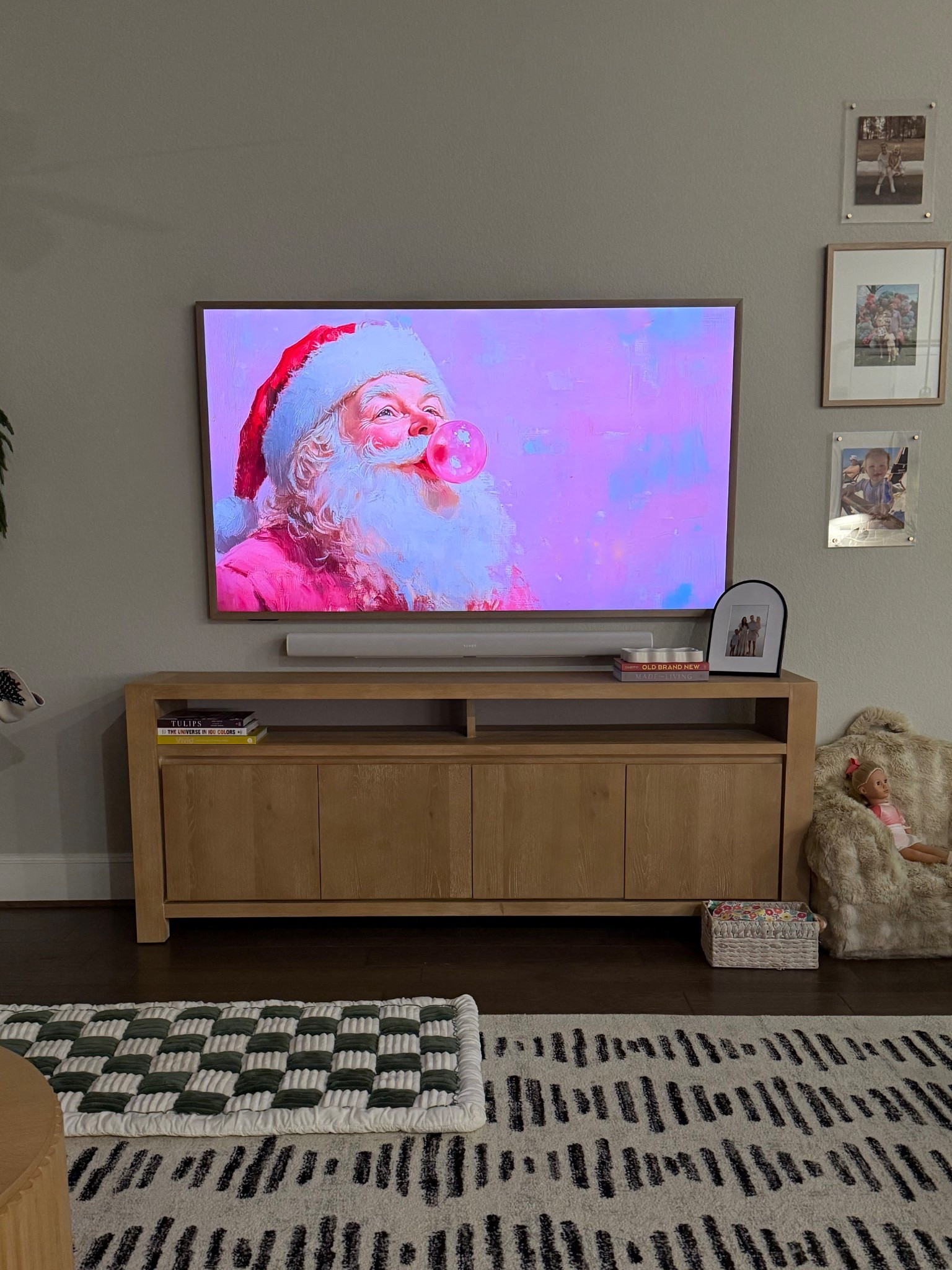 HiSense frame tv!

#LTKCyberWeek #LTKHome #LTKGiftGuide