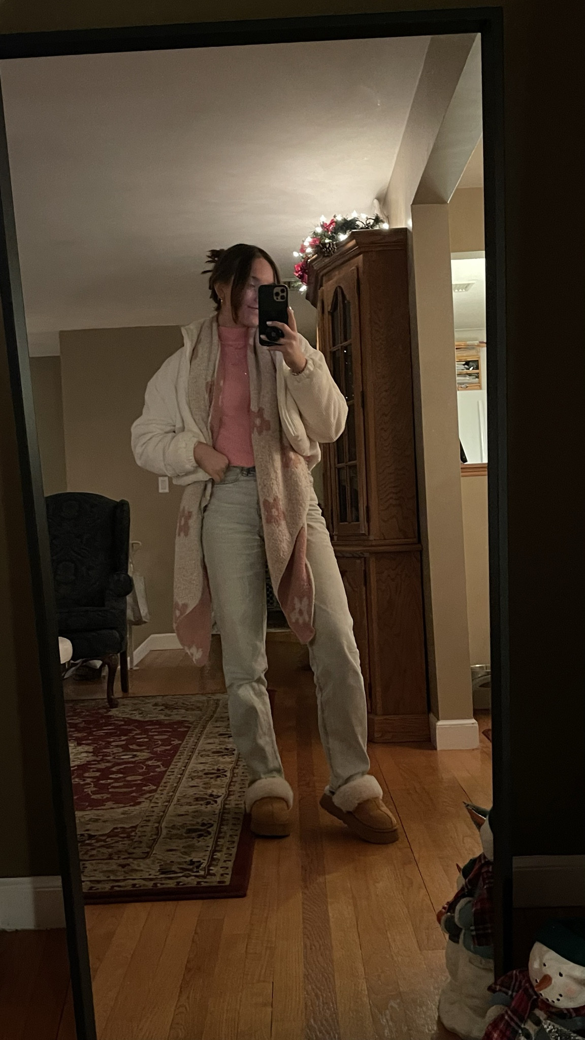 OOTN casual outfit tonight with my new favorite scarf for winter/spring 

#LTKSeasonal #LTKfindsunder50 #LTKstyletip