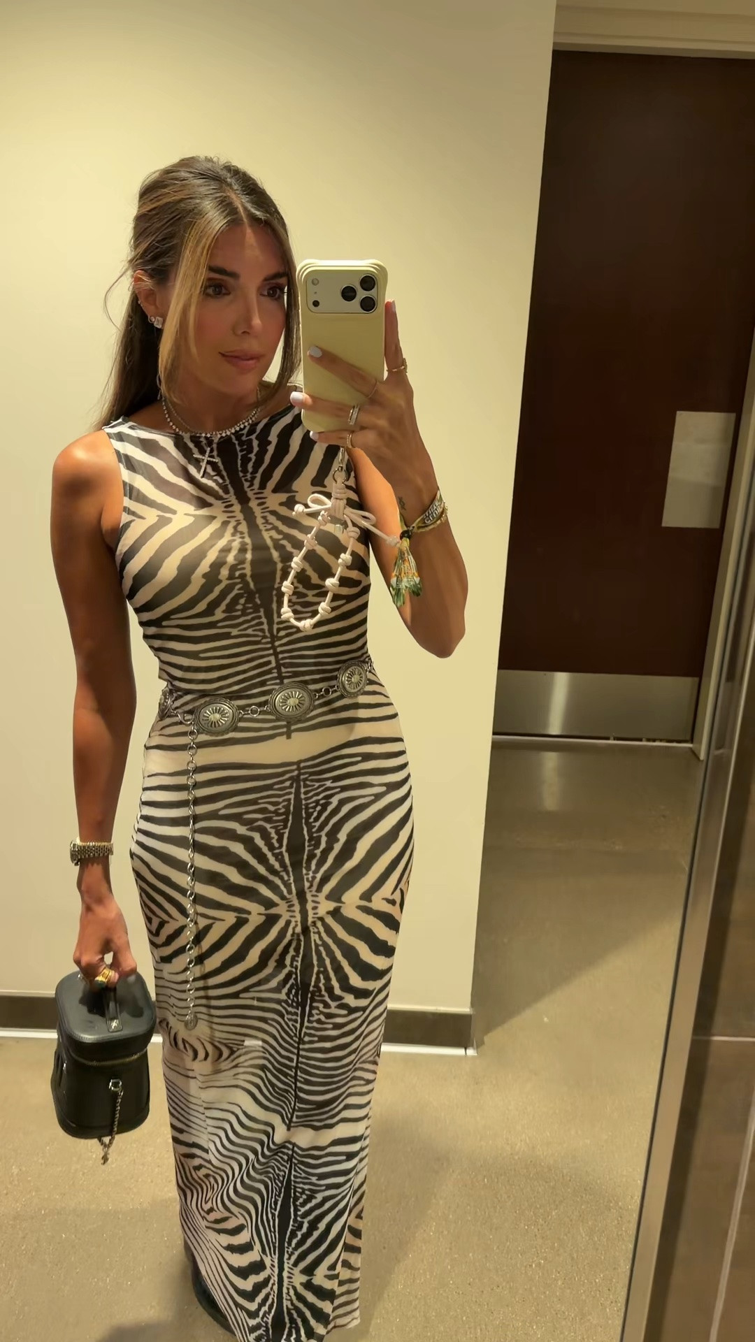 outfit for the college rodeo at the PBR’s bulls and beats weekend! love this dress! just threw an easy slip under it!!! Wearing small!


rodeo outfit, western fashion, rodeo, country concert, western outfit, PBR

#LTKootd #LTKdayinmylife