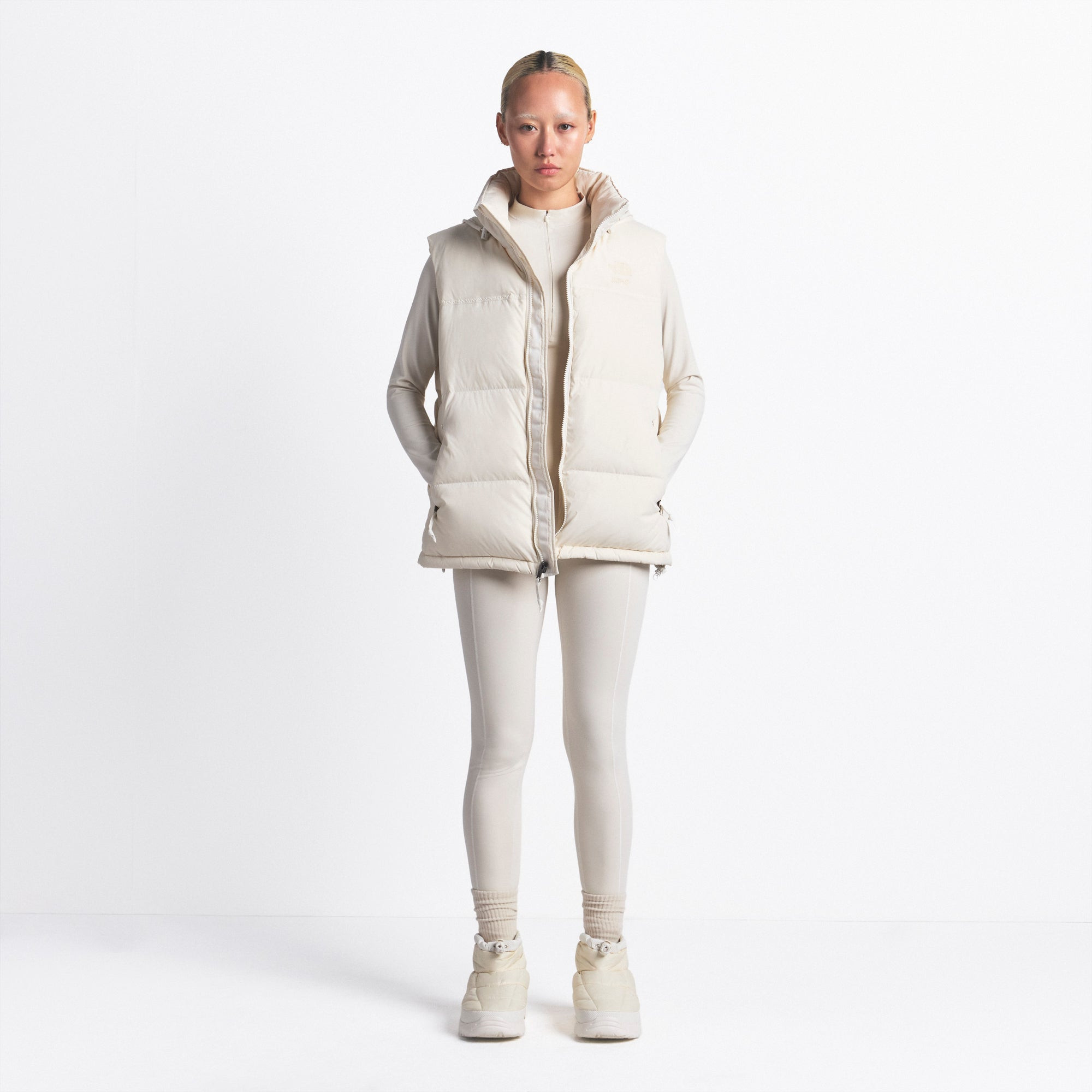 SKIMS 1996 Nuptse Vest | White | XS | The North Face X SKIMS | SKIMS (US)