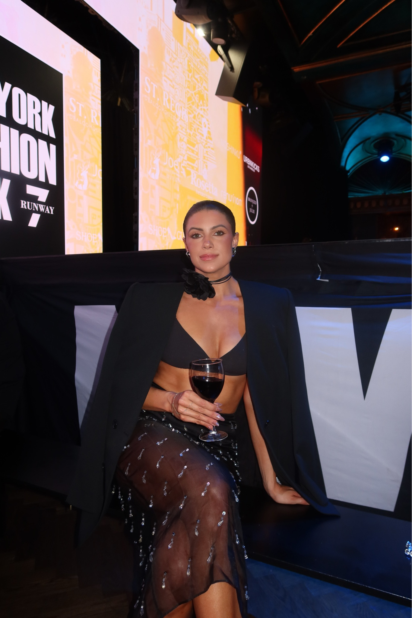 Size small in bra
Size 4 in skirt
Size Large in blazer 


#LTKsalealert #LTKstyletip #LTKfindsunder50