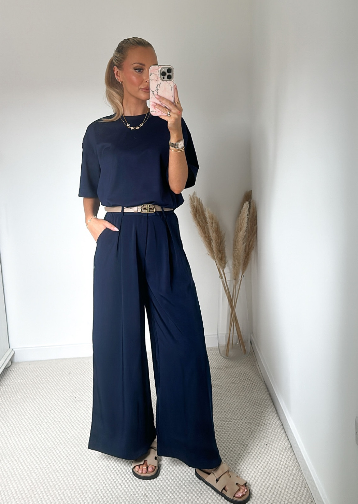 Gorg top & trousers matching perfect! I wear a size XS in both 🥰