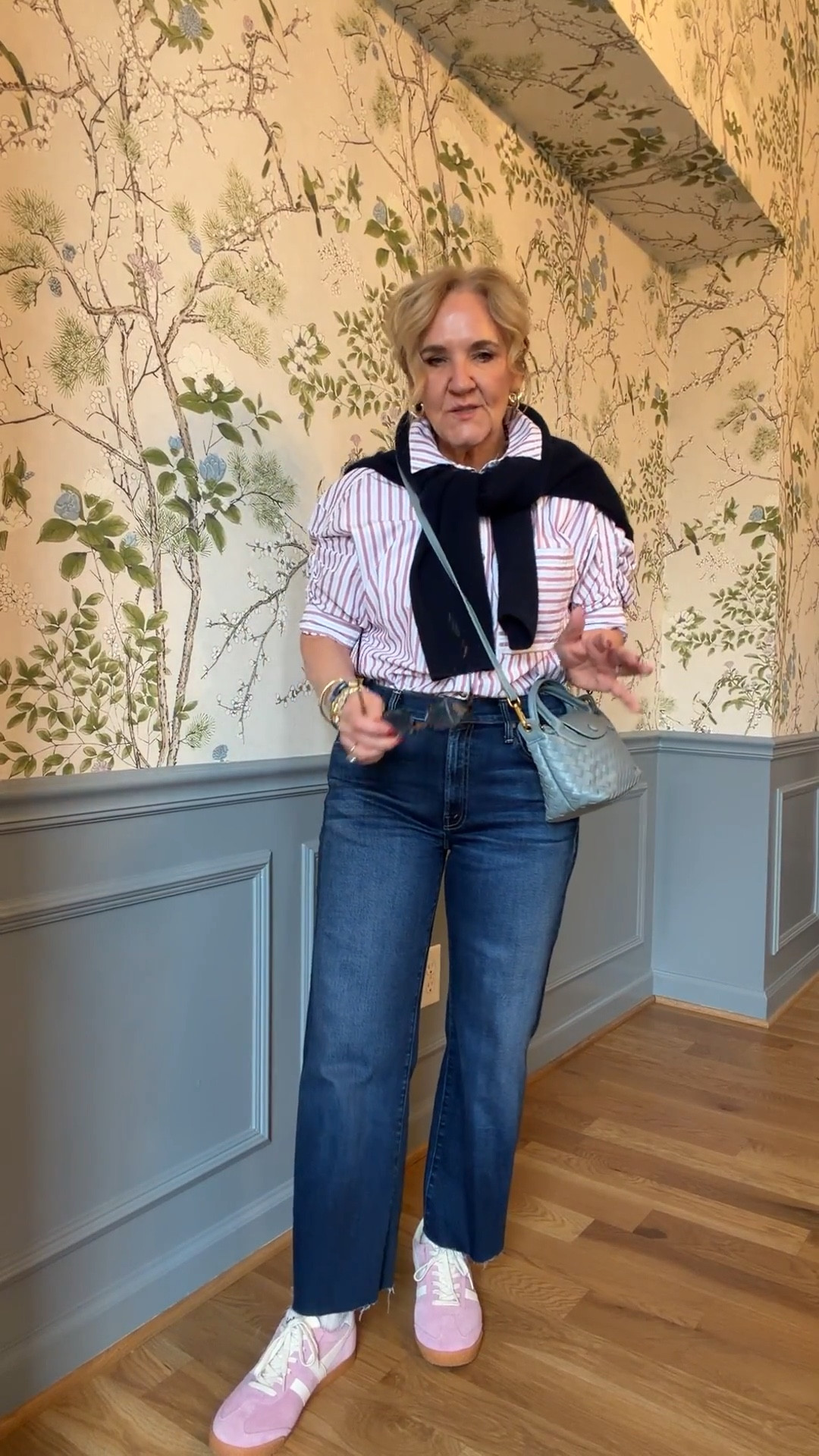 Sporty early spring outfit
Button down blouse size medium it does run, generous the sleeves are rouge to appear like you push them up, but they’re actually elbow length.
Cashmere boatneck, sweaters, size medium
My mother jeans are getting limited. I will link a few options. I’m wearing a size 29 regular I did cut about an inch off the bottom

#LTKOver40 #LTKSeasonal #LTKPetite