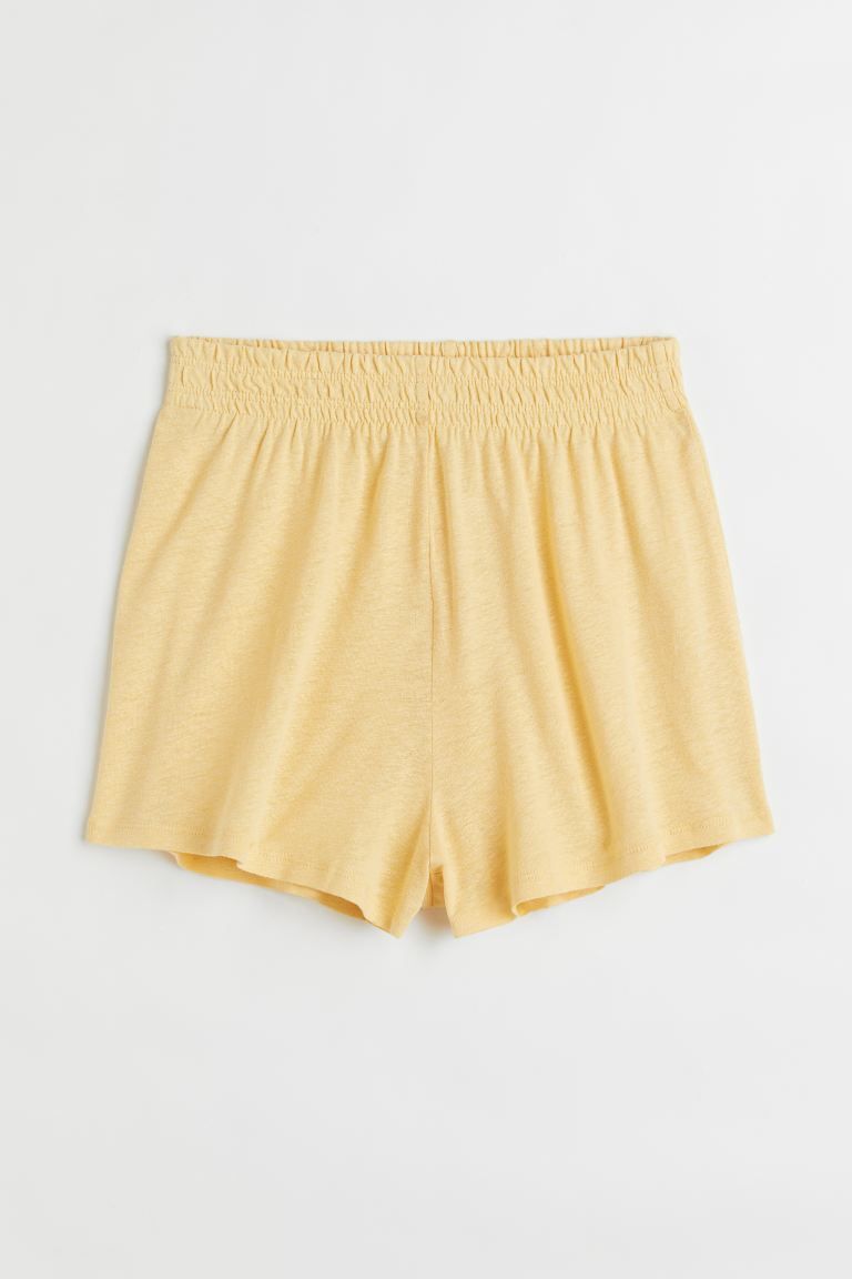 Linen-blend Shorts - Regular waist - Short - Light yellow - Ladies | H&M US | H&M (US + CA)
