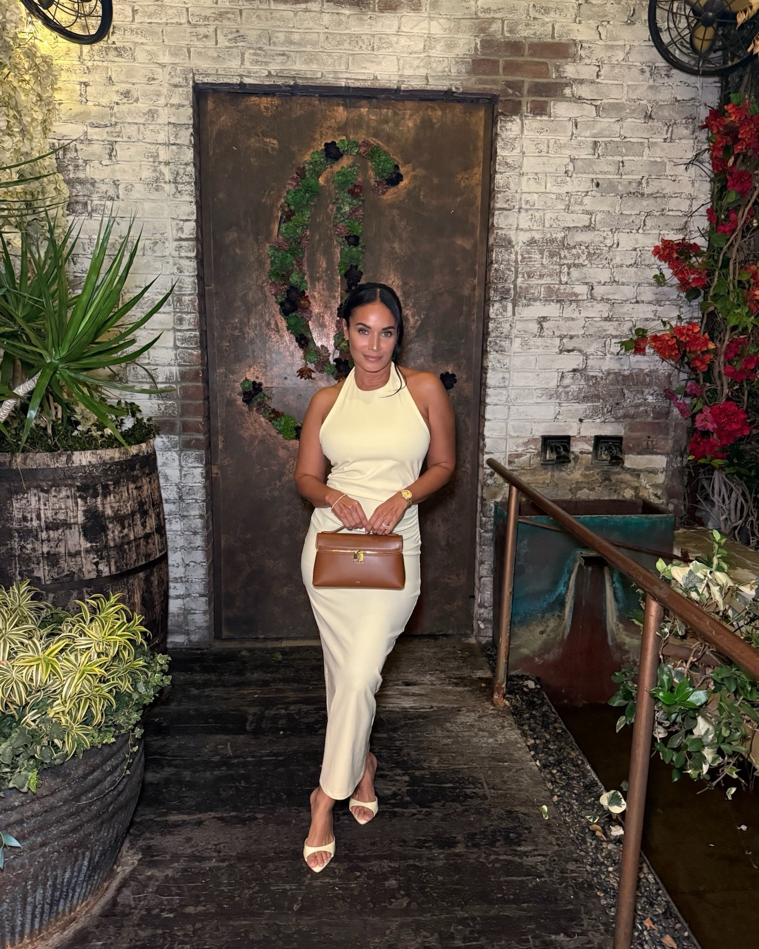 Dress: Zara (linked similar) 💛

#LTKPetite #LTKStyleTip #LTKParties