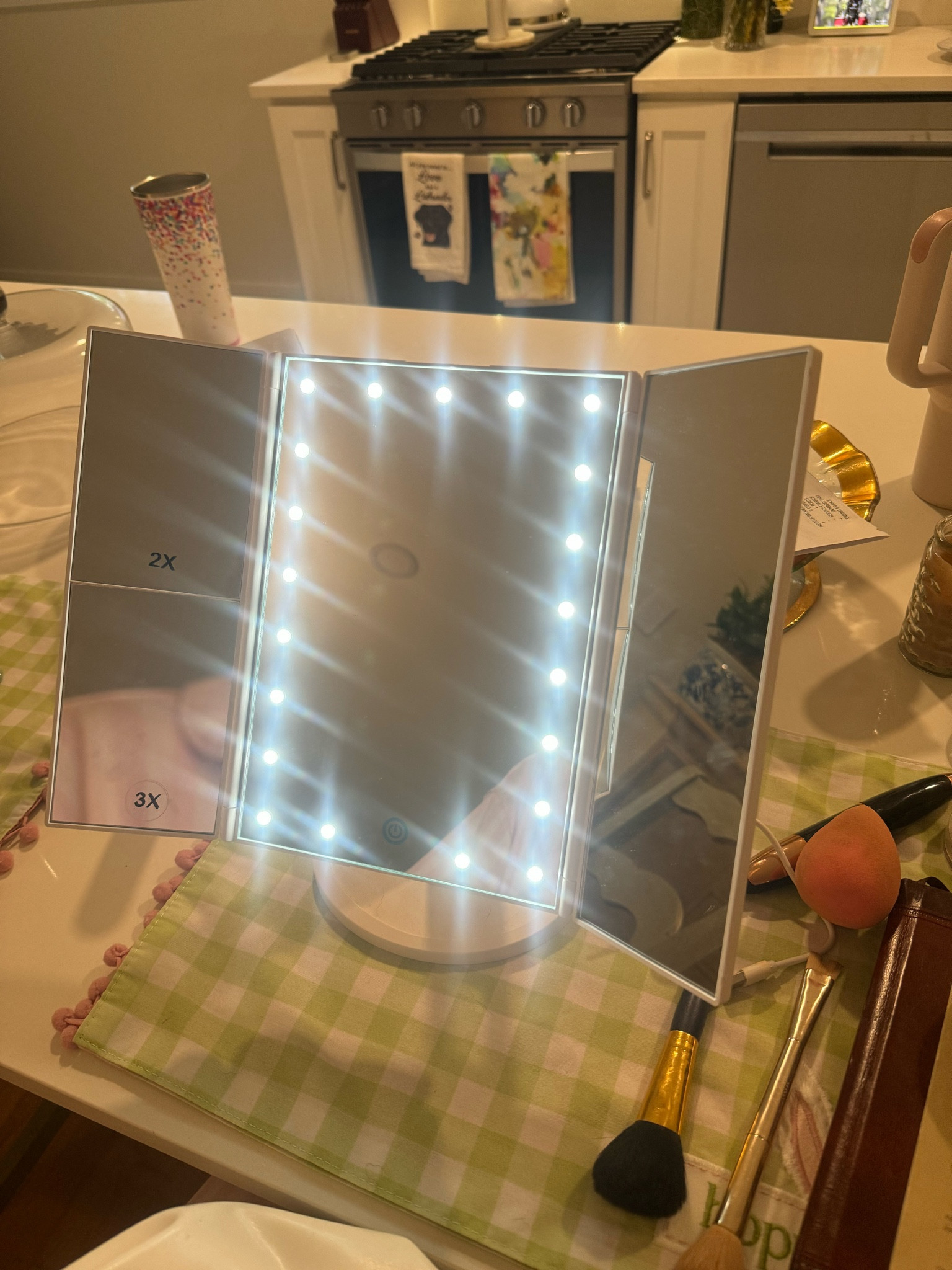 I love this mini vanity light- great for travel and accessibility to do your makeup. On sale for less than $20 

#LTKsalealert #LTKbeauty