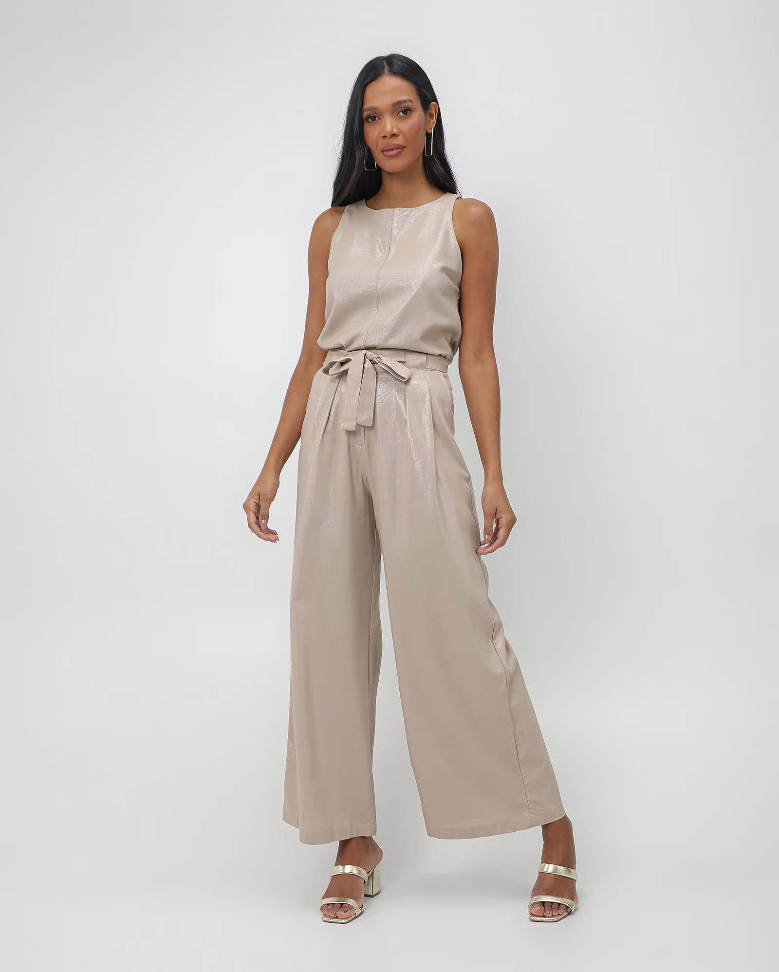 Calça feminina pantalona cintilante com faixa bege | AK by Riachuelo | Riachuelo (BR)