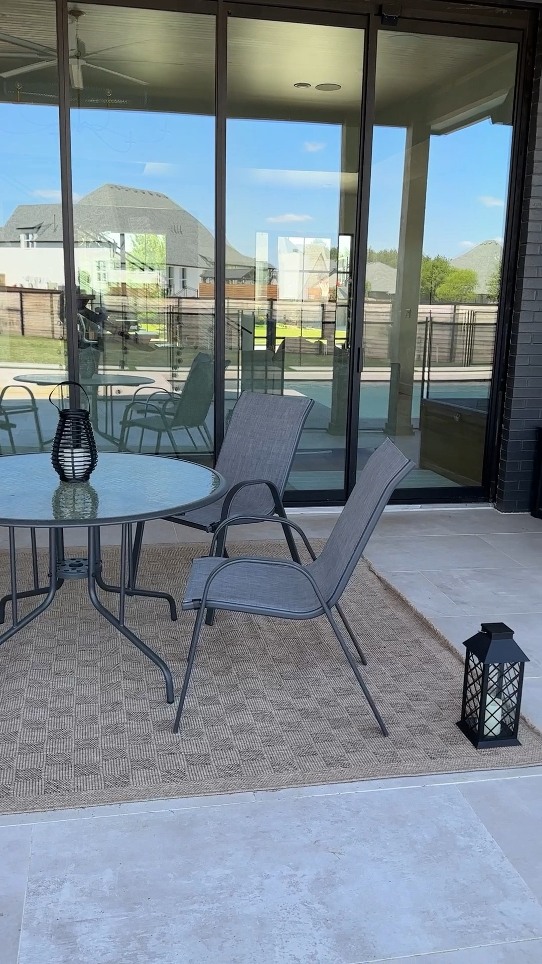 #ad Bringing springtime vibes to my back porch with this gorgeous new rug from @PaynesGrayHome! 🌸✨ This area desperately needed a refresh, and I can’t wait to relax here with a good book. 📚 

I’ve linked this rug on my LTK shop, so you can shop directly from there. It’s on sale right now so run and grab it!

#SpringRefresh #BackPorchBliss #paynesgray #paynesgraypartner 

#LTKsalealert #LTKhome #LTKSeasonal