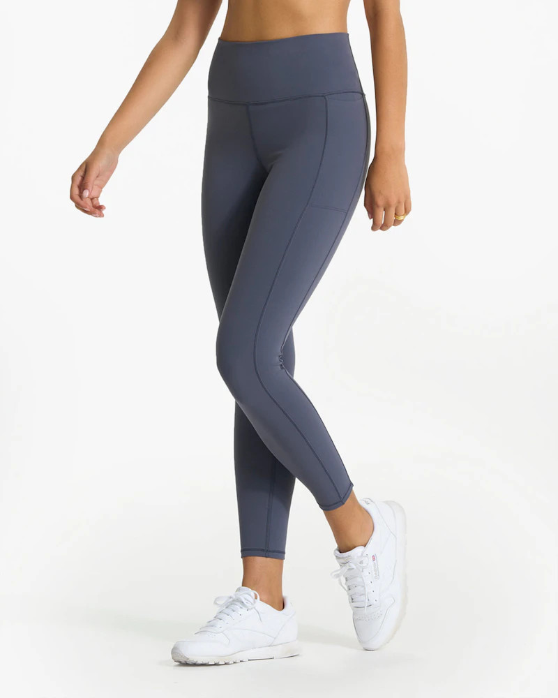 Studio Pocket Legging | Azure | Vuori Clothing (US & Canada)
