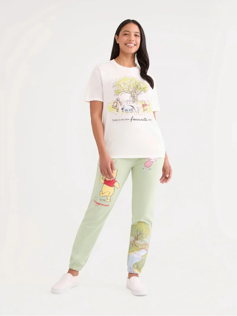 Disney Women’s Winnie the Pooh Graphic Tee, Sizes XXS-XXL | Walmart (US)