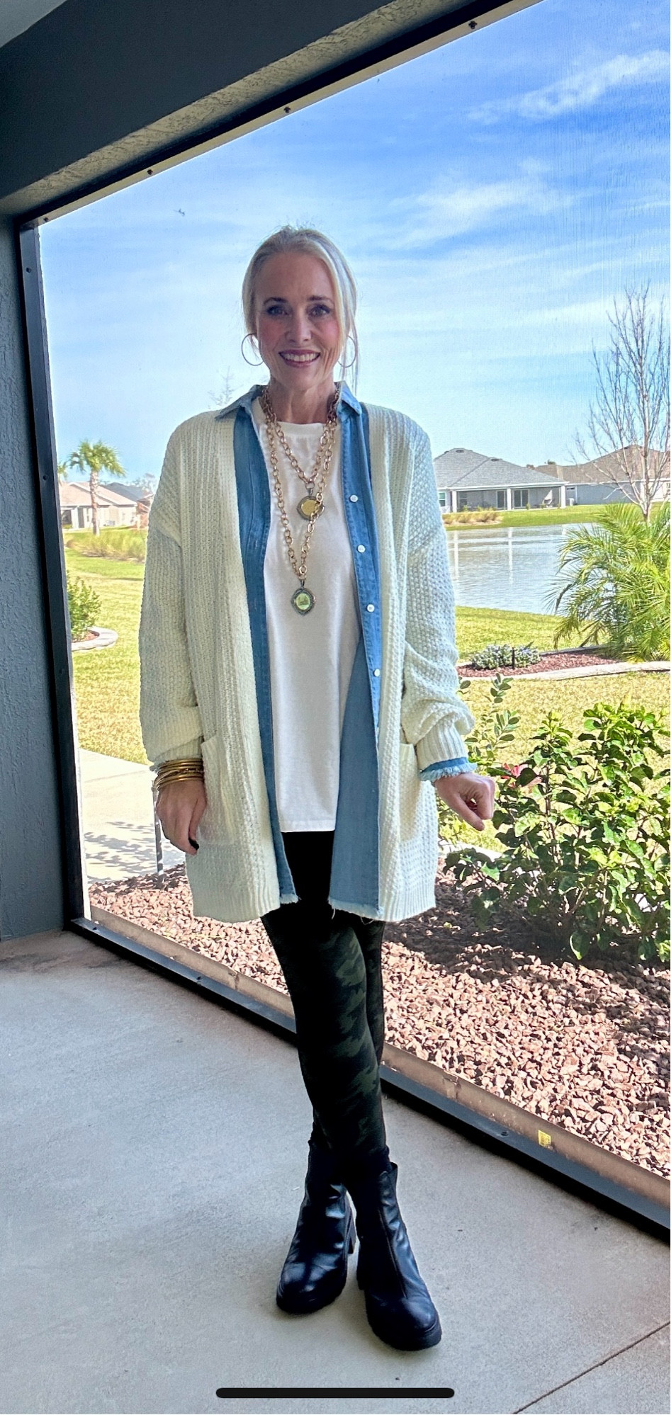 Today’s OOTD is called find whatever you brought with you that might go together and layer it up for warmth. The joys of leaving some of your clothes at home. 🤦🏼‍♀️



#LTKfindsunder100 #LTKmidsize #LTKSeasonal