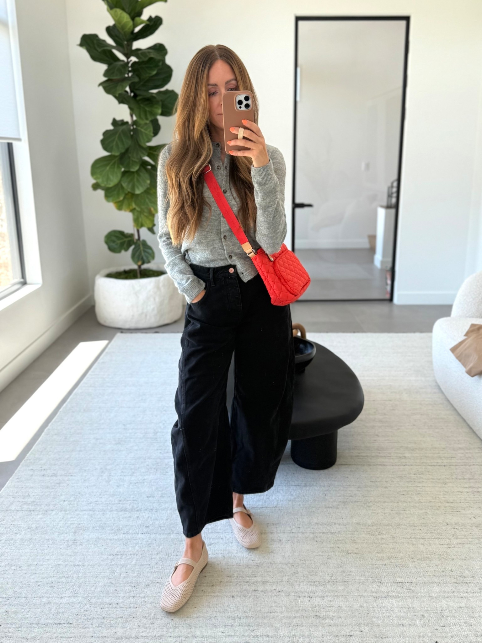 So excited to wear this outfit in Italy!! This H&M cardigan is a staple and only $25!