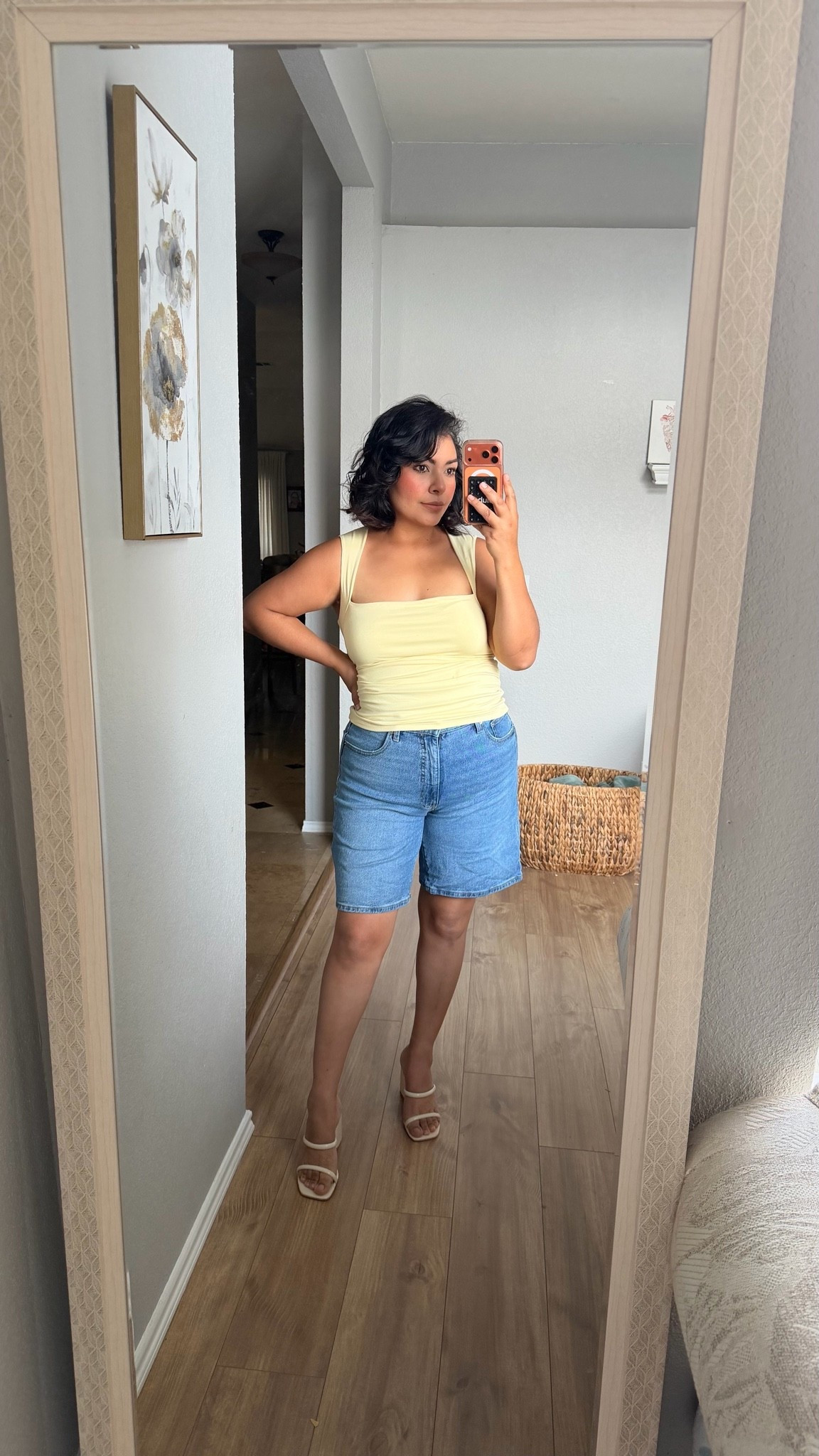 Summer outfit 

#jeansshorts  #bermuda