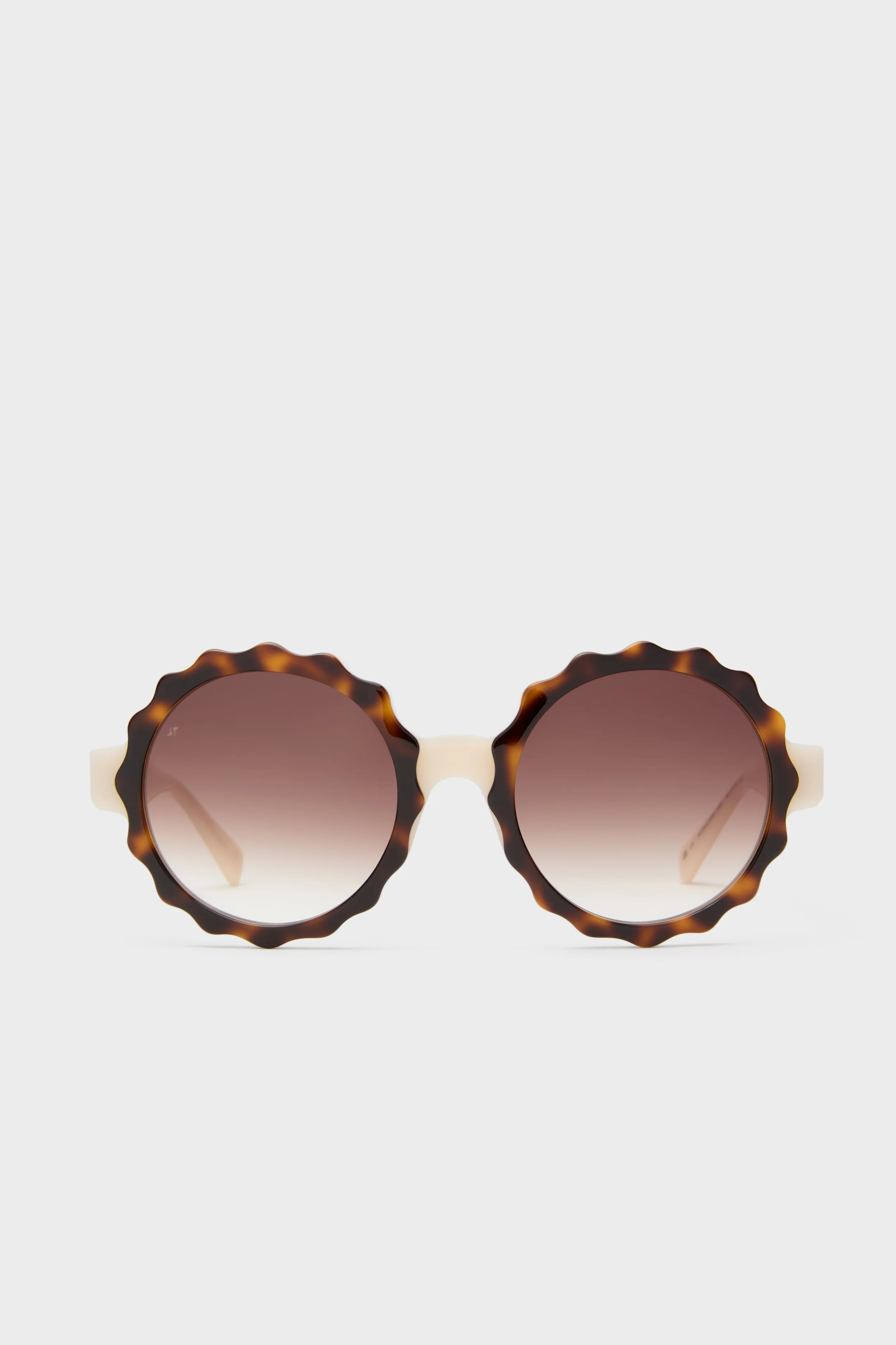Light Tortoise Lily Sunglasses | Tuckernuck (US)