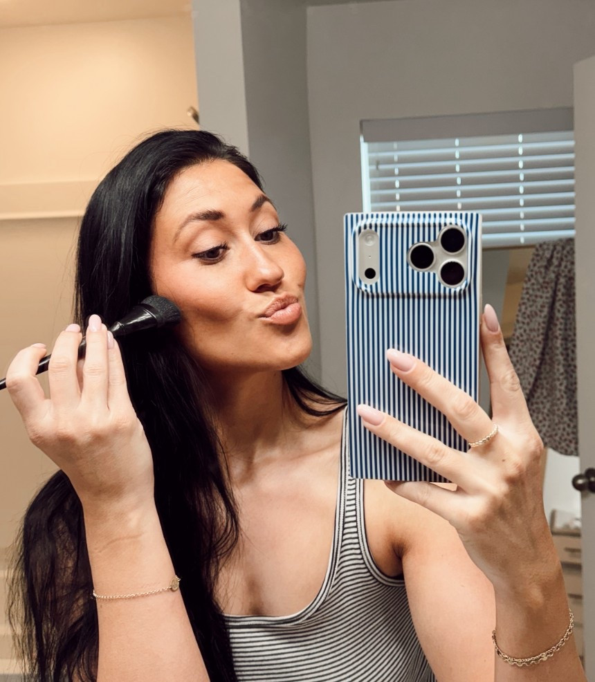 I love my square case! I feel like it makes my phone look a little more chic 💙

#LTKMothersDay #LTKmorningroutine #LTKmomlife
