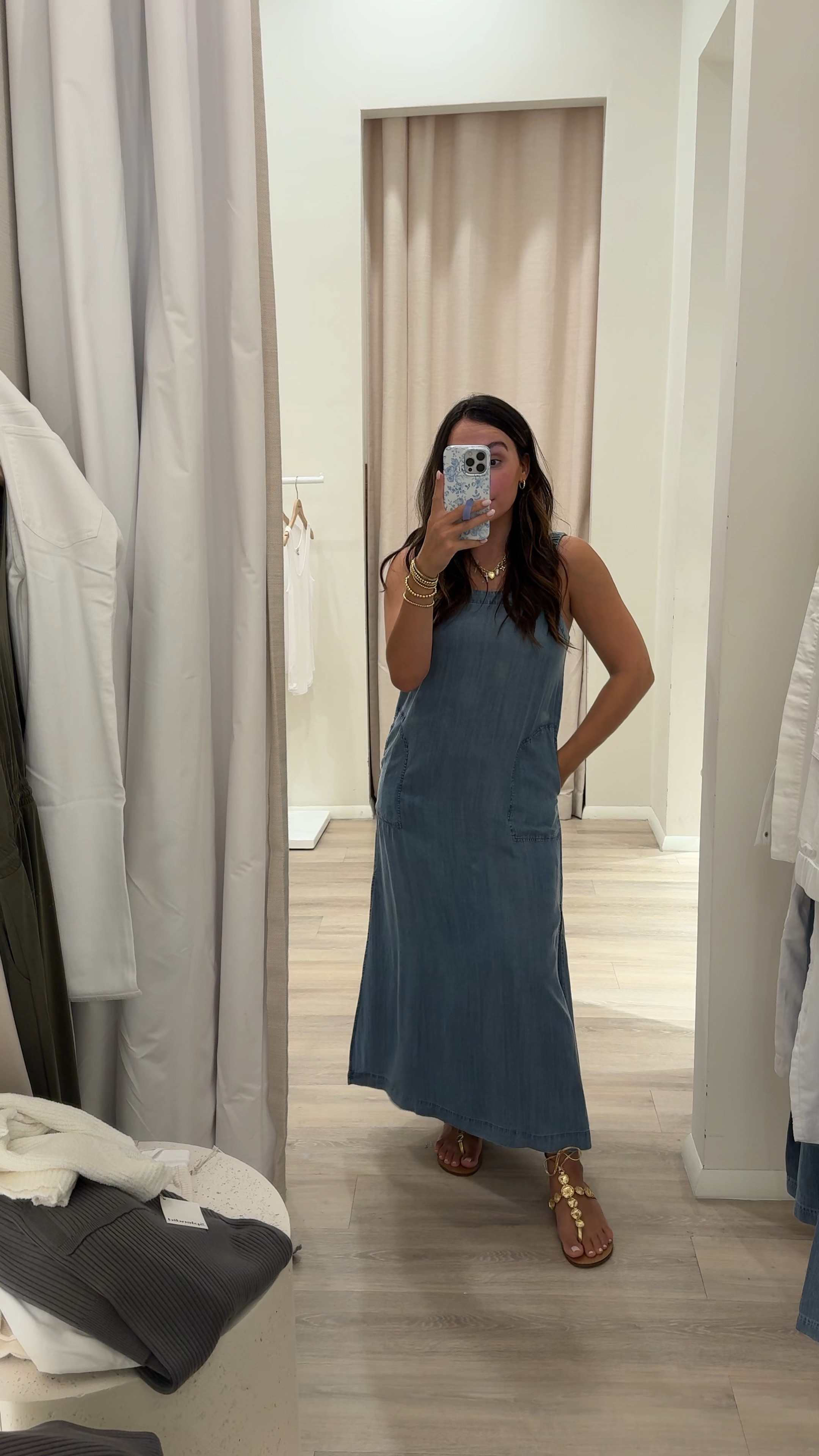 Wearing a size small! Use code LAUREN20 for 20% off