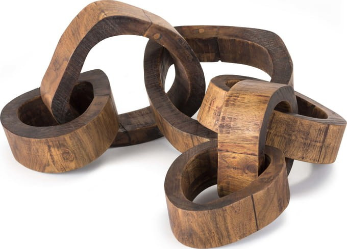 Wooden Links Centerpiece | Layla Grayce