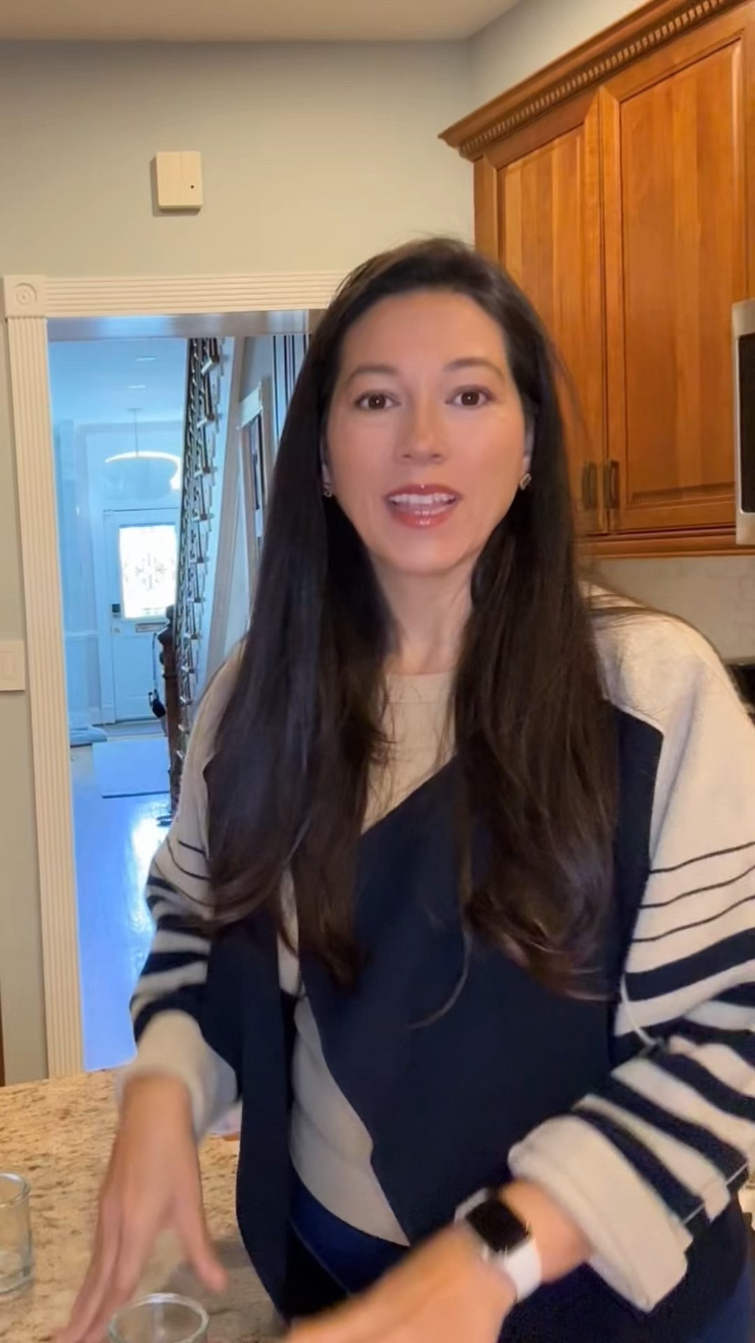 Taylor’s in her sourdough era and I couldn’t just shake it off. Kneaded to try @apronmaven’s starter myself 🥖✨ #loafstory #sourdoughswiftie


(Sweater is from @renttherunway…. Use code RTRXAELIZABETH50 to save big) 

#LTKfoodie