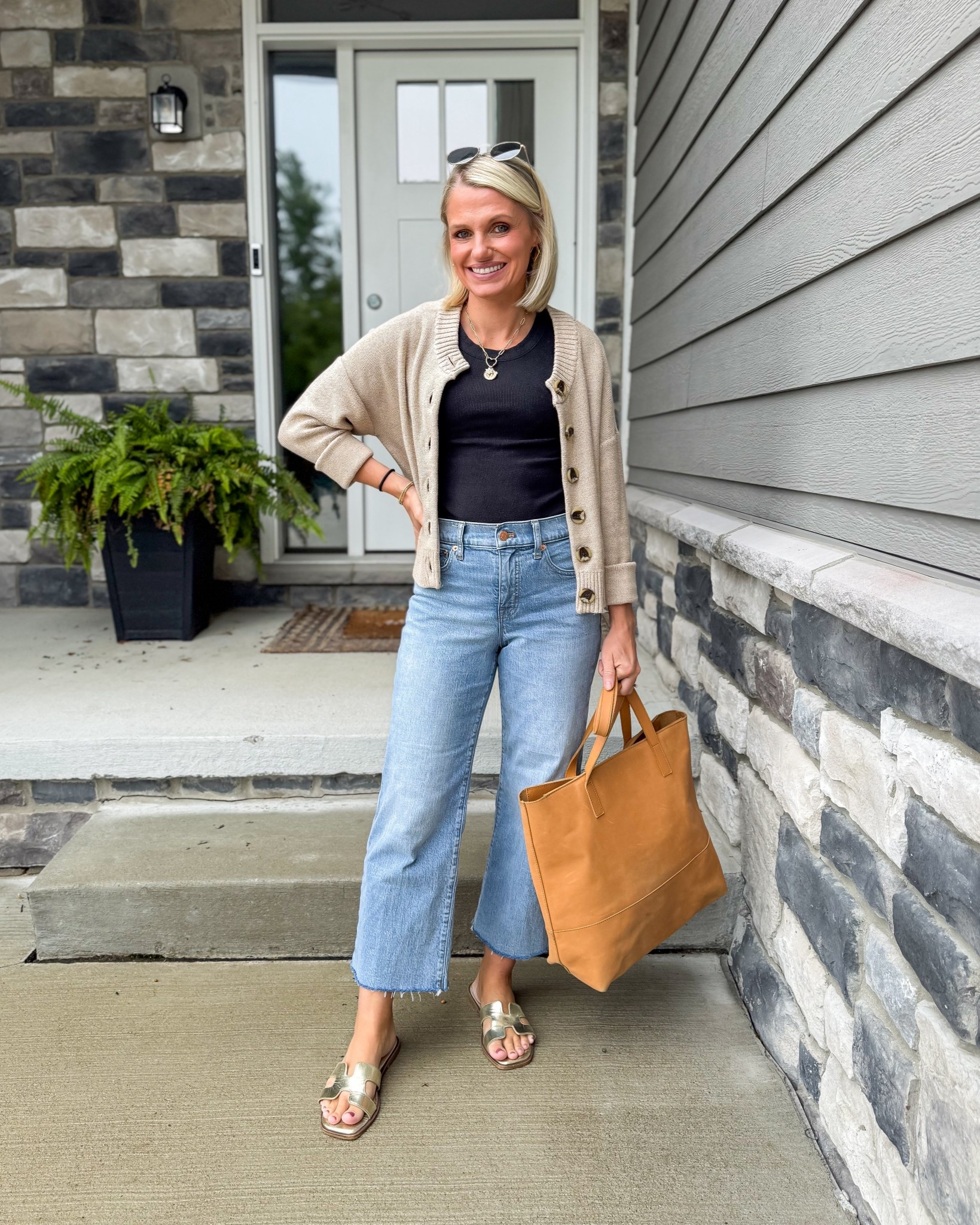 What I wore this week to meet the teacher night at my kids schools. Top- small || cardigan- xsmall || jeans- 25/petite

#LTKStyleTip #LTKSeasonal #LTKOver40