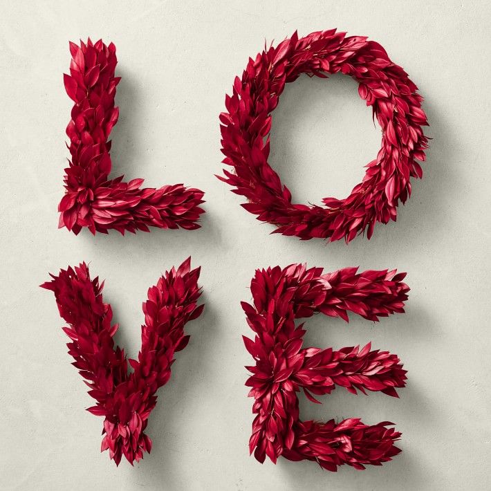 Valentine's Day Love Wreath | Williams-Sonoma