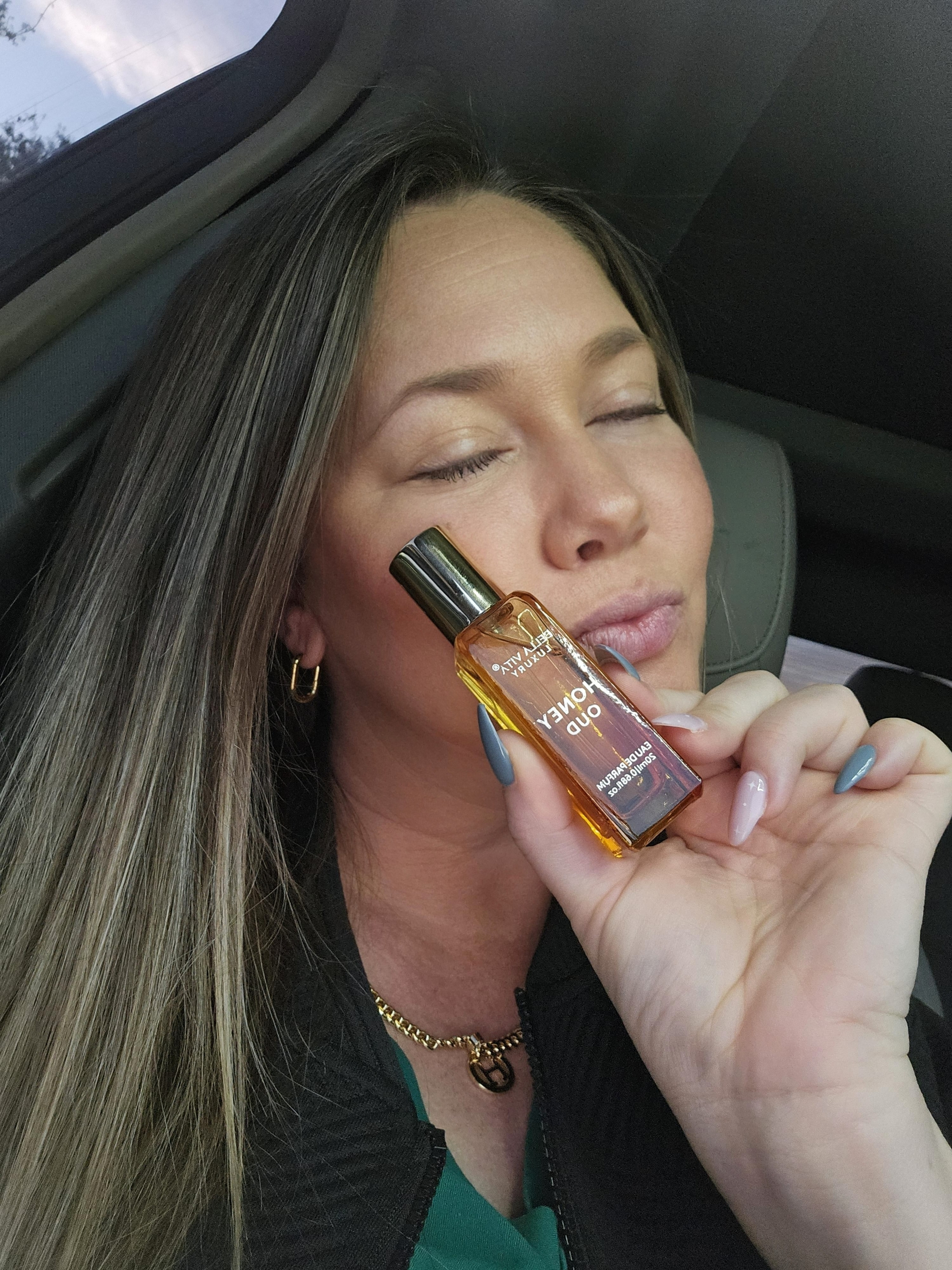 ✨ Lately, I’ve been obsessed with the Bella Vita Luxury Perfume Set. It comes with 4 unique scents, but my personal favorites are Honey Oud and White Oud. Honey Oud has this warm, sweet, woody vibe, and White Oud feels so fresh and elegant—it’s hard to choose between them!This set has been perfect for switching up my fragrance depending on my mood. Do you have a go-to scent you’re loving right now? Let me know!#BellaVitaLuxury #HoneyOud #WhiteOud #FragranceFavorites #LifestyleWithHeather

#LTKTravel #LTKFindsUnder50 #LTKBeauty