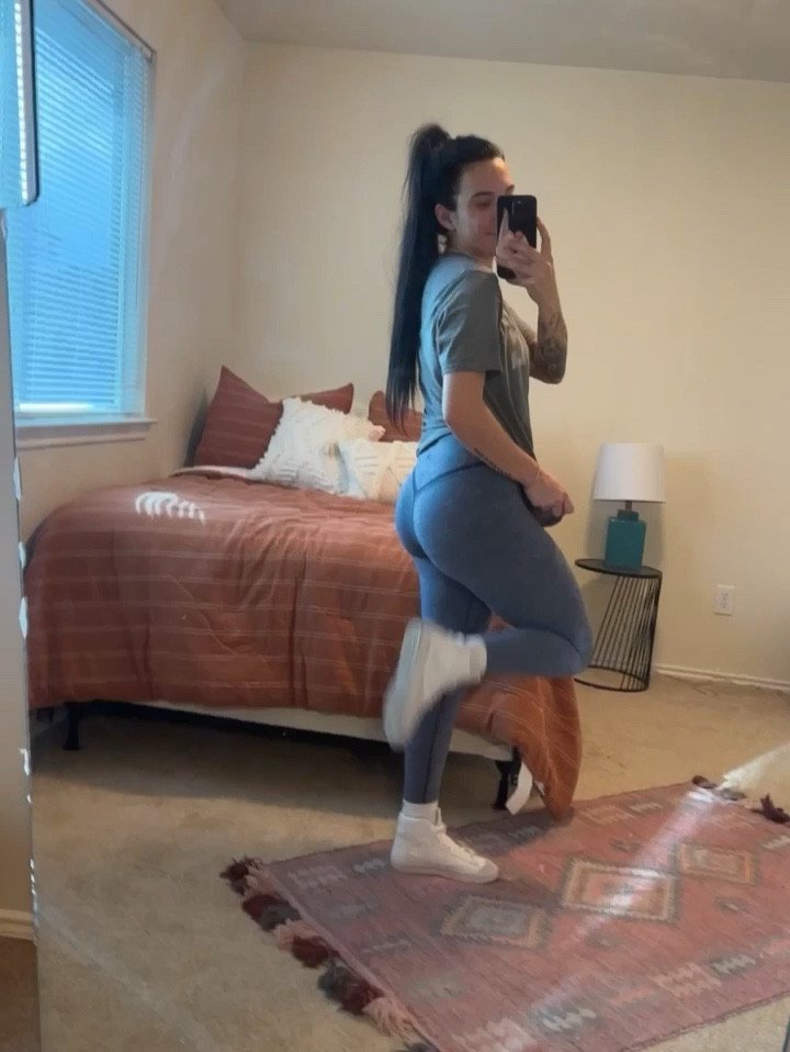 Vitality really out did it! I am wearing a size Small. 27-28 waist & 5,4  

#LTKstyletip #LTKfit #LTKunder100